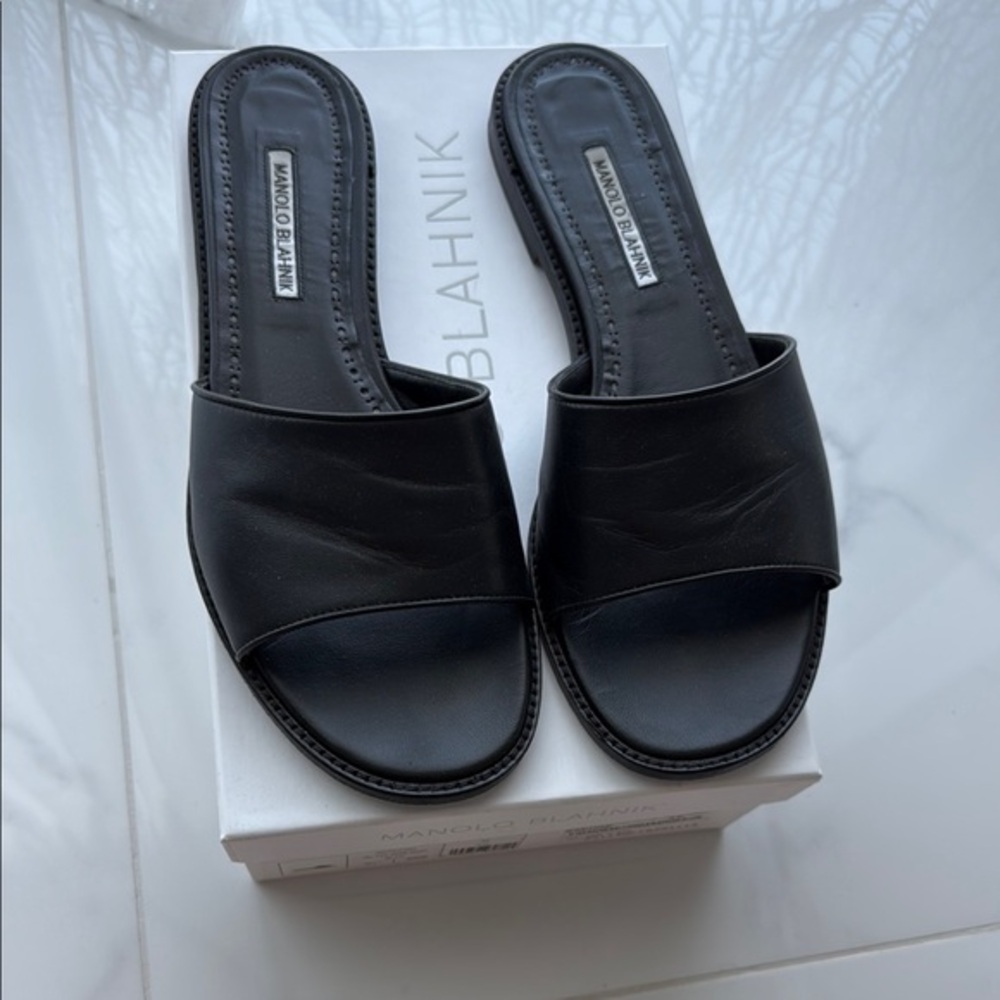 Manolo Blahnik Black Slide Leather Mules